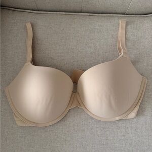 SKIMS Cream padded Bra with Underwire Support